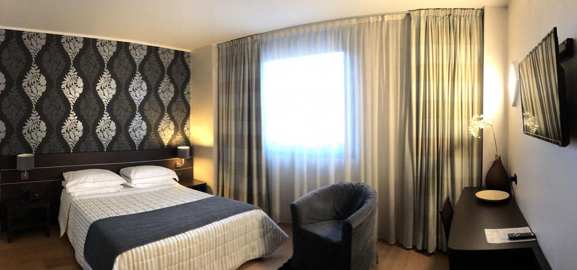 Castahotel Castagnito ภายนอก รูปภาพ
