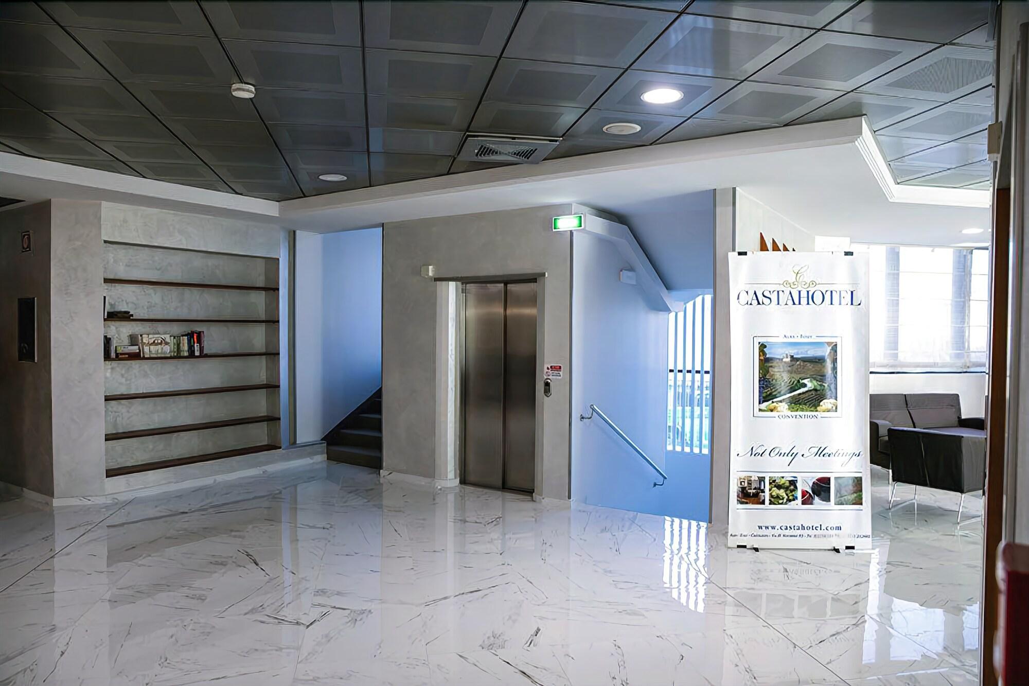 Castahotel Castagnito ภายนอก รูปภาพ